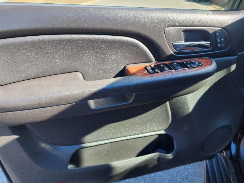 Chevrolet Tahoe LTZ 2WD 2009