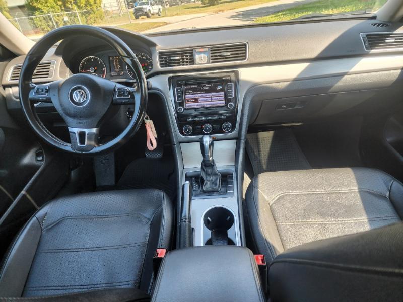 Volkswagen Passat TDI SE 6A w/ Sunroof 2015