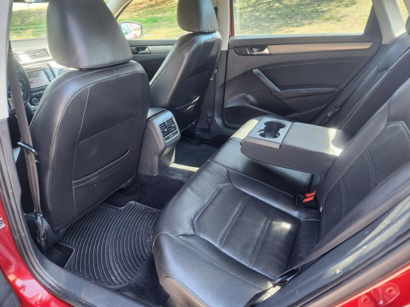 Volkswagen Passat TDI SE 6A w/ Sunroof 2015