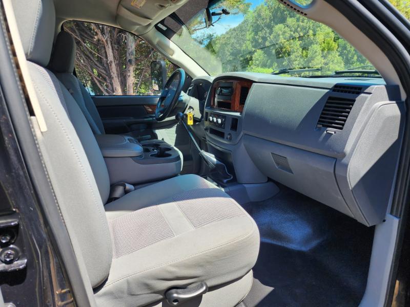 Dodge Ram 3500 SLT Quad Cab 2WD DRW 2006