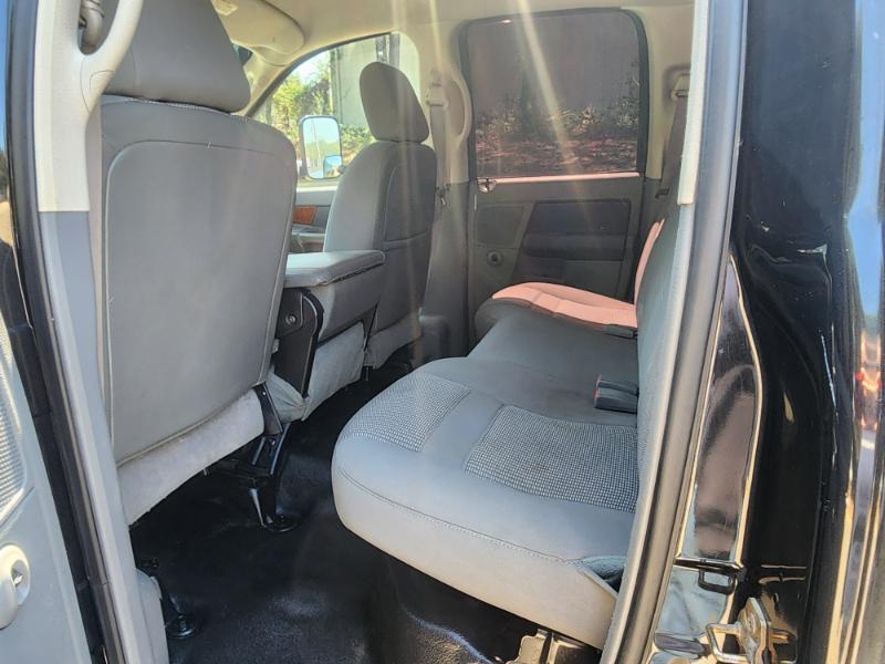 Dodge Ram 3500 SLT Quad Cab 2WD DRW 2006