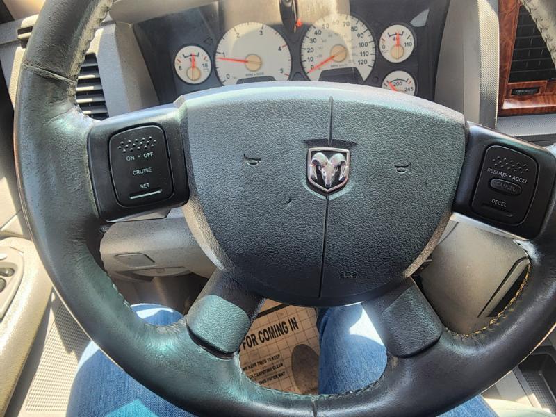 Dodge Ram 3500 SLT Quad Cab 2WD DRW 2006