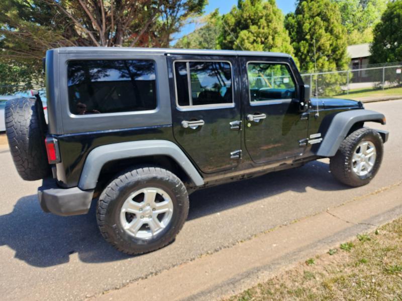 Jeep Wrangler Unlimited Sport 4WD 2017