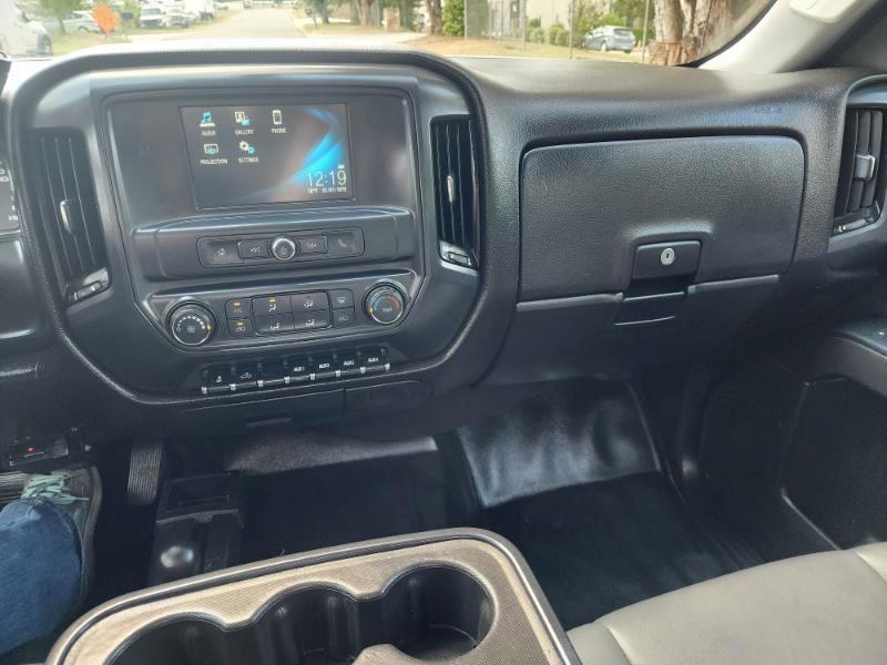 Chevrolet Silverado 2500HD Work Truck Crew Cab 4WD 2016