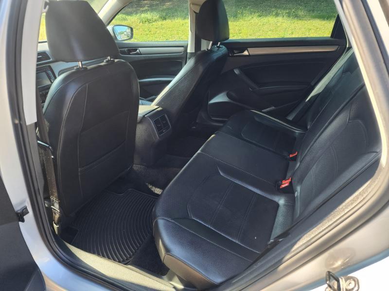 Volkswagen Passat 2.0L TDI SE AT 2014