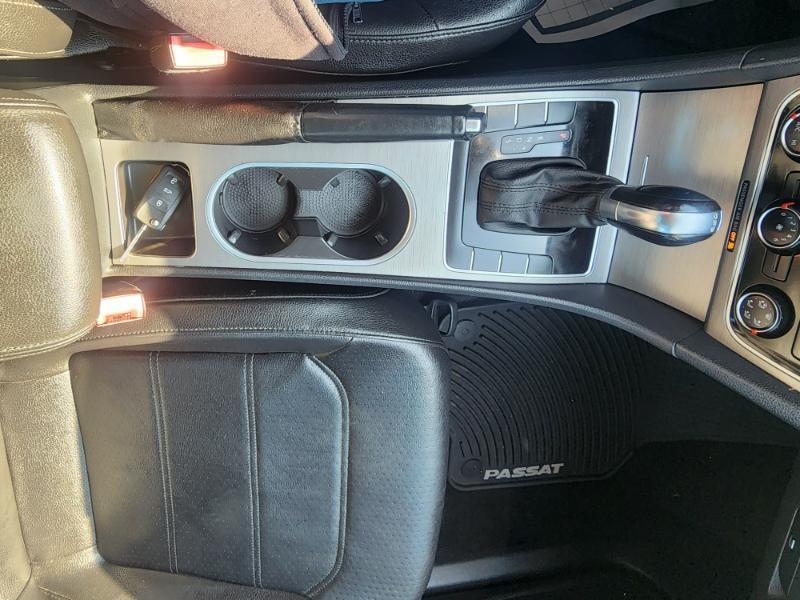 Volkswagen Passat 2.0L TDI SE AT 2014