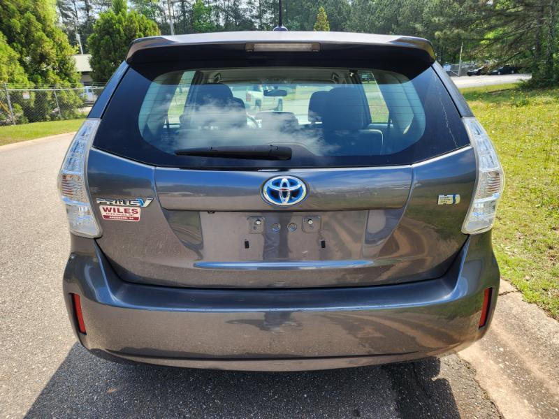 Toyota Prius V Three 2012