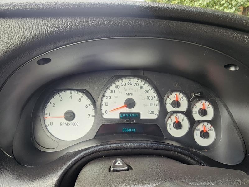 Chevrolet TrailBlazer LS 4WD 2005