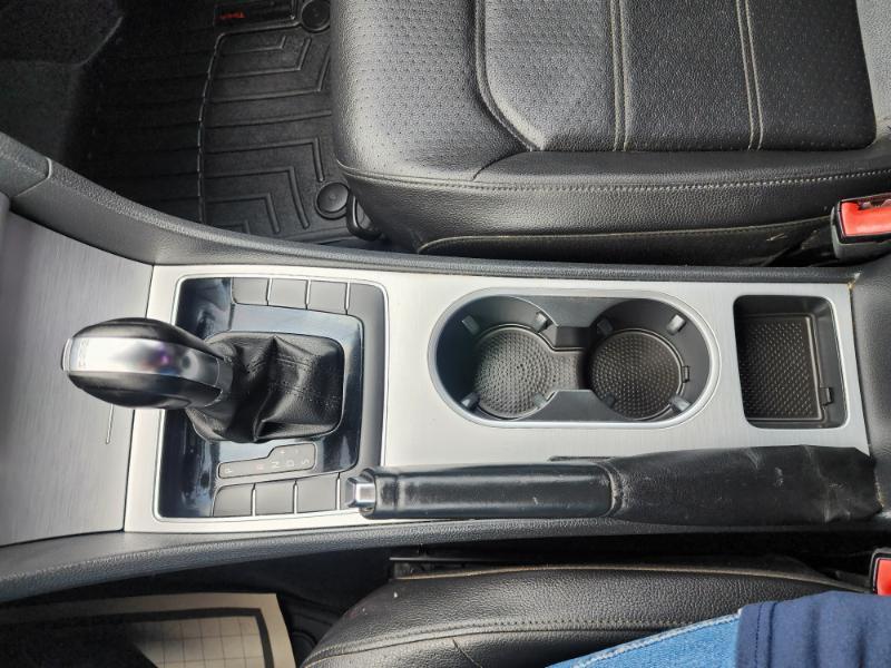 Volkswagen Passat 2.0L TDI SEL Premium 2013