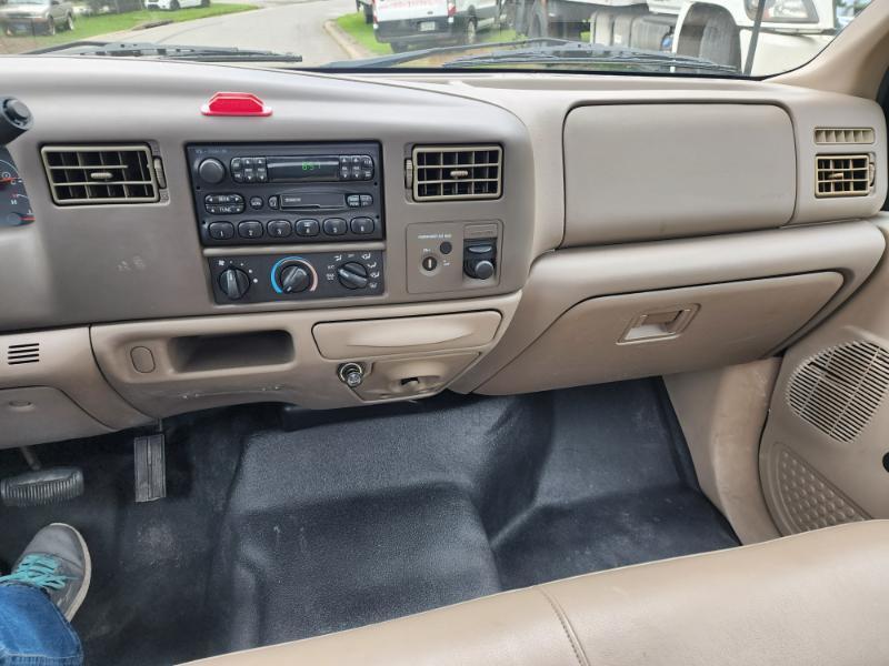 Ford F-250 SD XL 2WD 2003