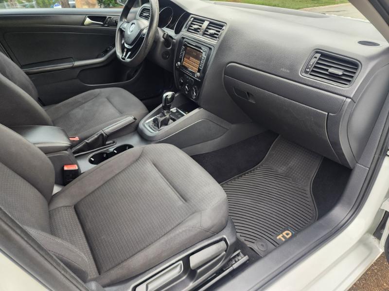 Volkswagen Jetta S 6A 2015