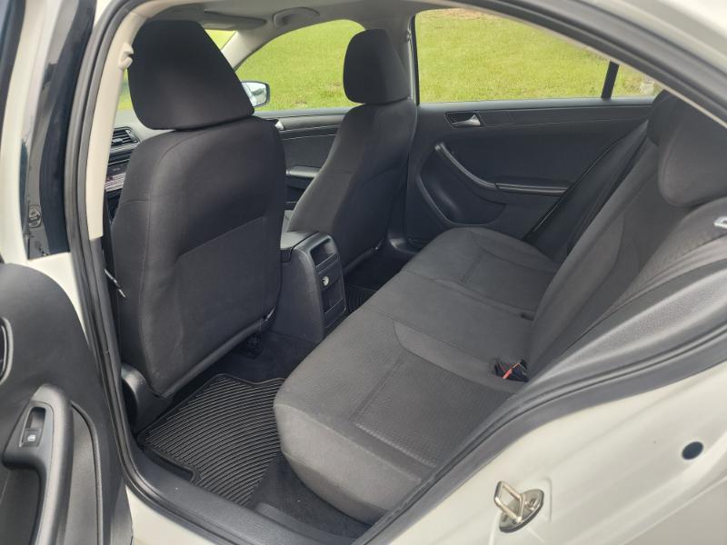 Volkswagen Jetta S 6A 2015