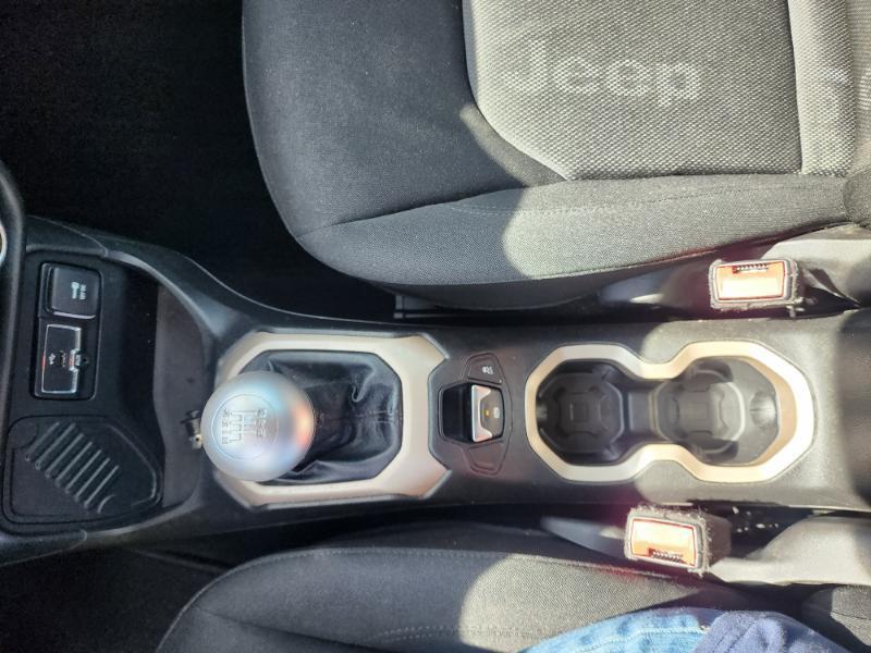 Jeep Renegade Sport FWD 2015