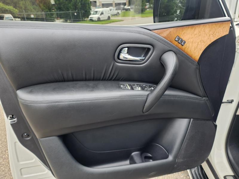 Infiniti QX80 2WD 2014