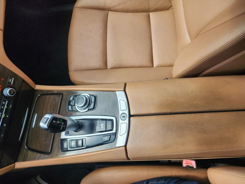 BMW 7-Series 740i 2012