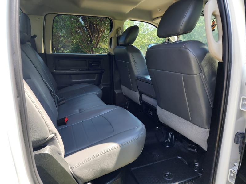 RAM 3500 Tradesman Crew Cab 4WD DRW 2018