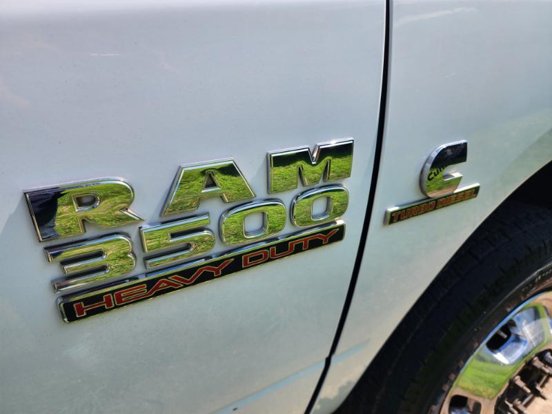 RAM 3500 Tradesman Crew Cab 4WD DRW 2018