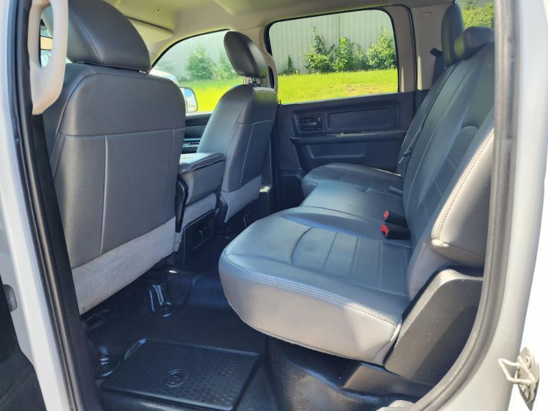 RAM 3500 Tradesman Crew Cab 4WD DRW 2018