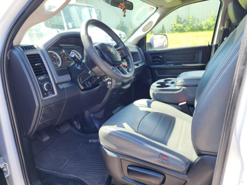 RAM 3500 Tradesman Crew Cab 4WD DRW 2018