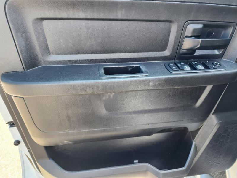 RAM 3500 Tradesman Crew Cab 4WD DRW 2018