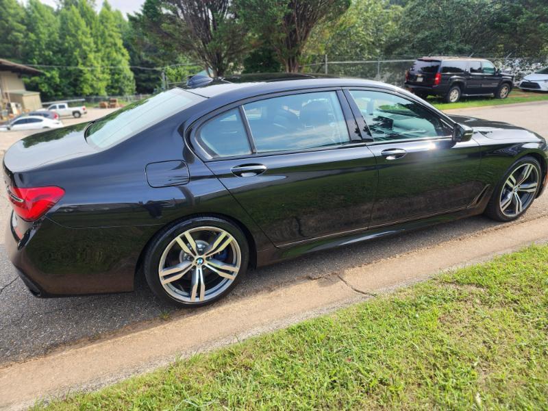 BMW 7-Series 740i 2017