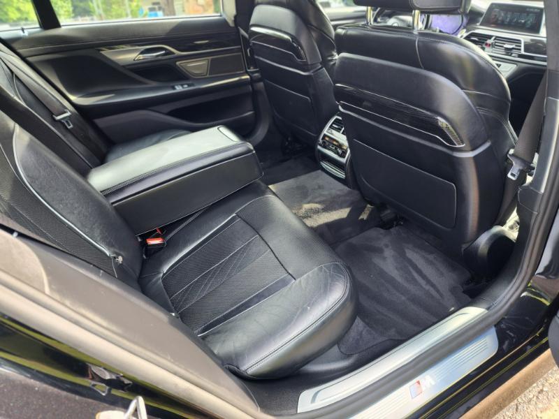BMW 7-Series 740i 2017