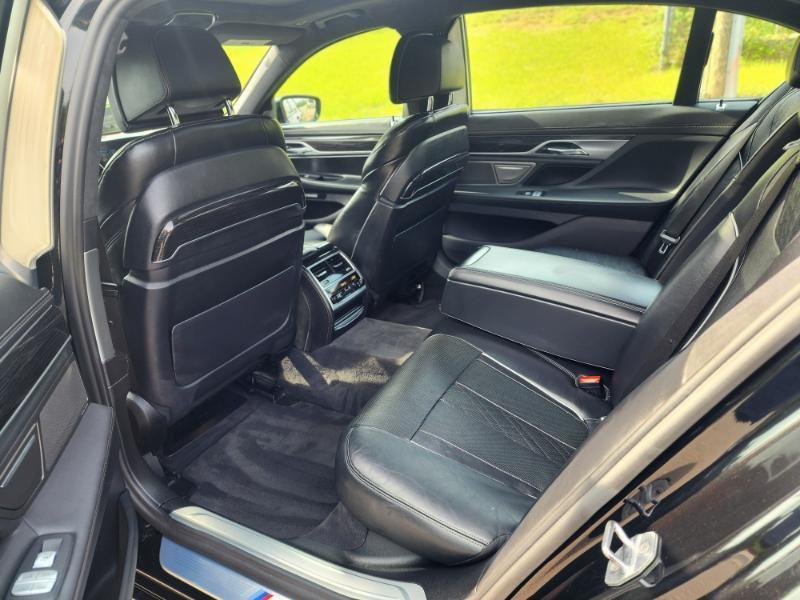 BMW 7-Series 740i 2017