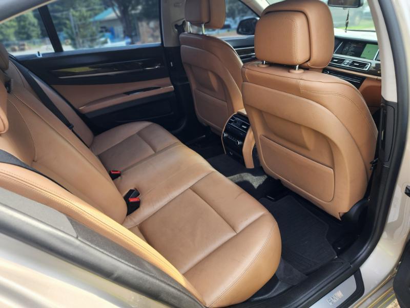 BMW 7-Series 740i 2013