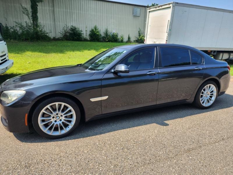 BMW 7-Series 750Li 2014