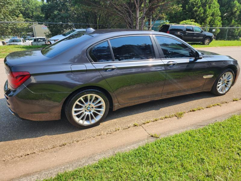 BMW 7-Series 750Li 2014