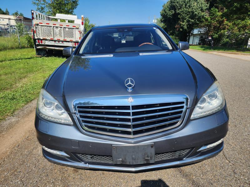 Mercedes-Benz S-Class S550 4-MATIC 2010
