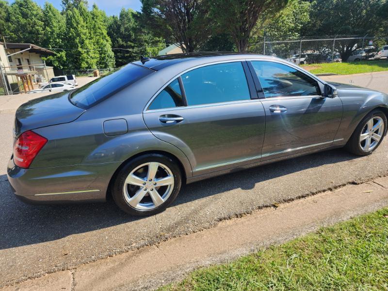 Mercedes-Benz S-Class S550 4-MATIC 2010