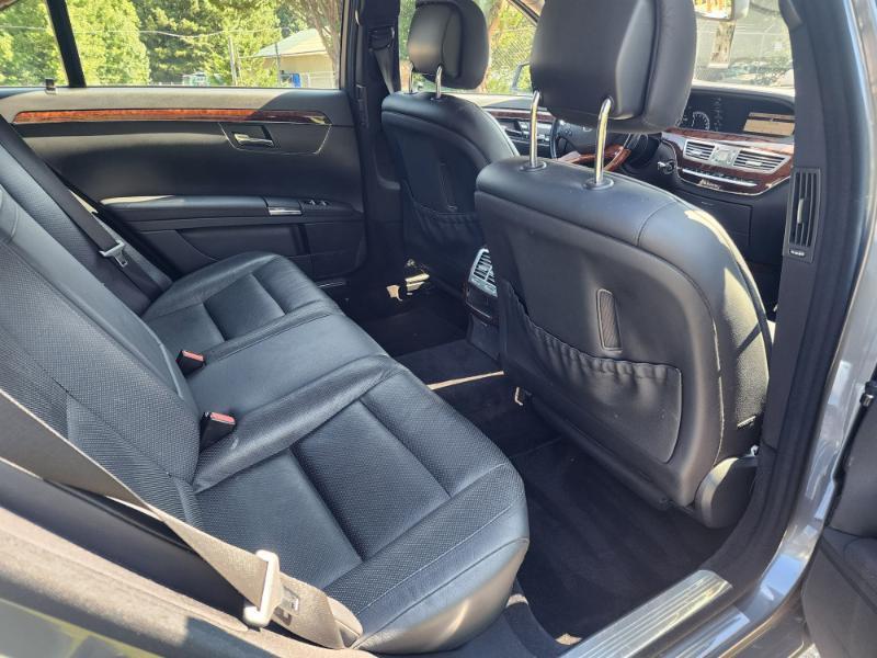 Mercedes-Benz S-Class S550 4-MATIC 2010