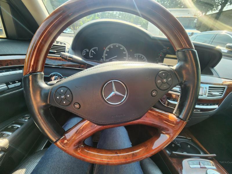 Mercedes-Benz S-Class S550 4-MATIC 2010