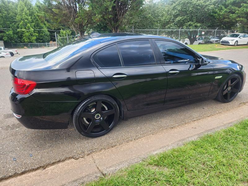 BMW 5-Series 528i 2016