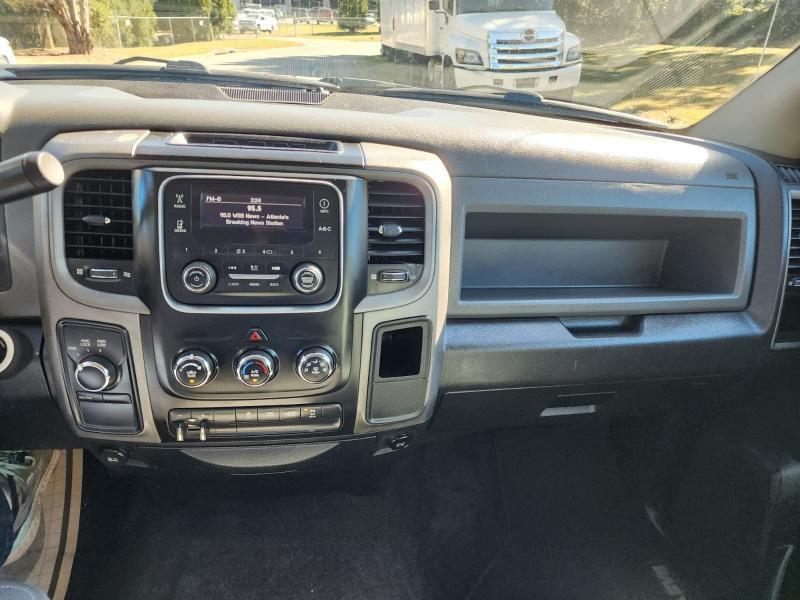 RAM 3500 Tradesman Crew Cab 4WD DRW 2017