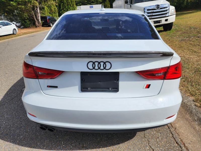 Audi A3 1.8T Premium FWD S tronic 2015