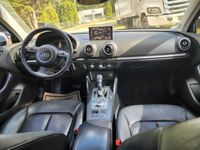 Audi A3 1.8T Premium FWD S tronic 2015