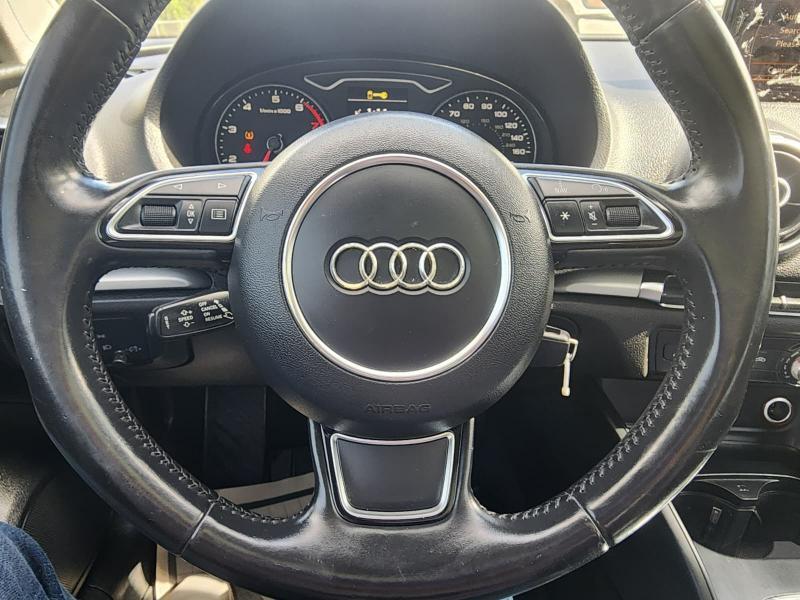 Audi A3 1.8T Premium FWD S tronic 2015