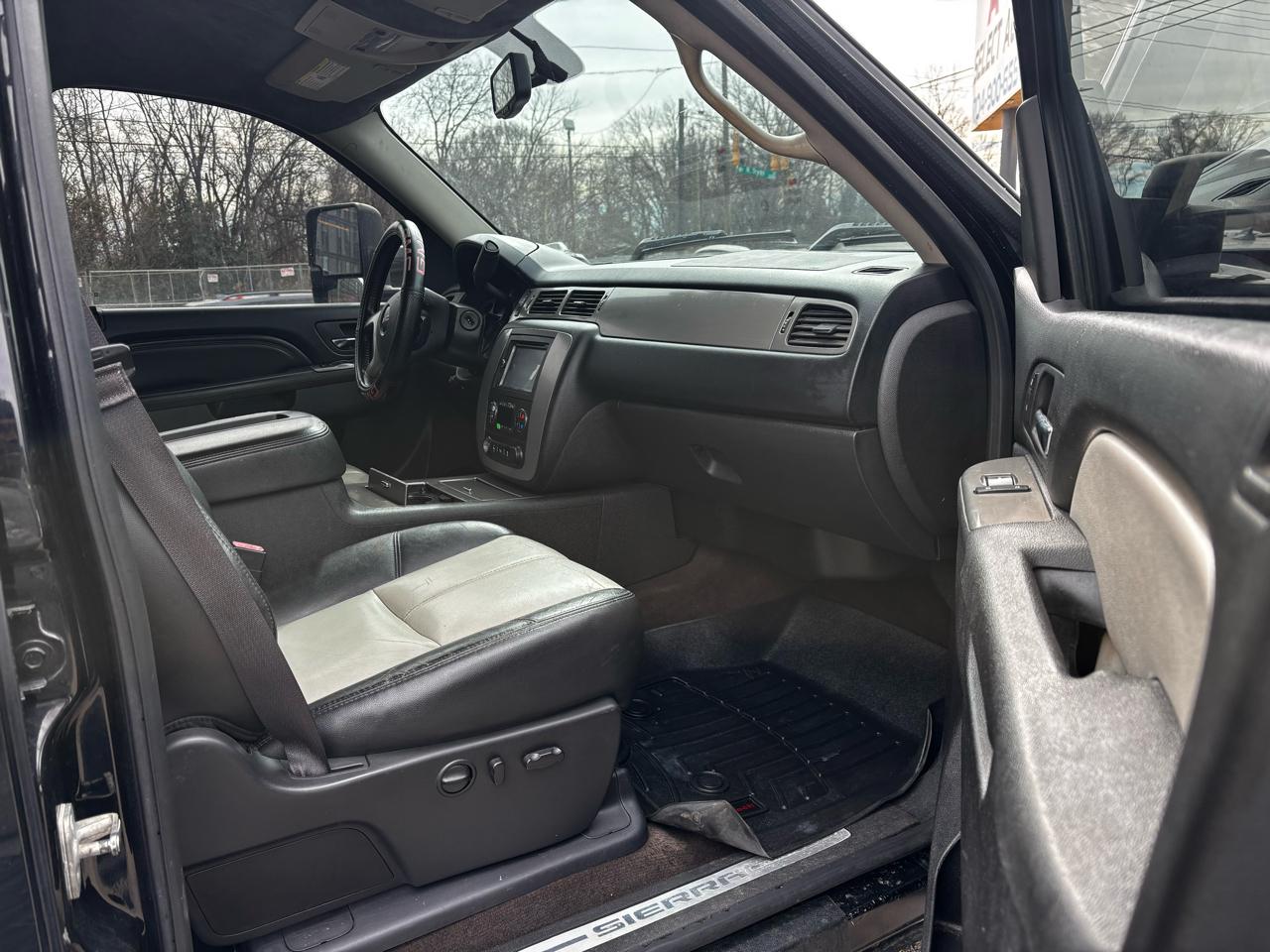 GMC Sierra 1500 SLT Crew Cab 4WD 2013