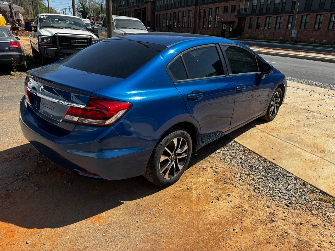 Honda Civic EX Sedan 5-Speed AT 2013