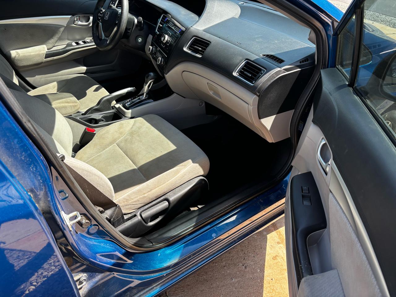 Honda Civic EX Sedan 5-Speed AT 2013