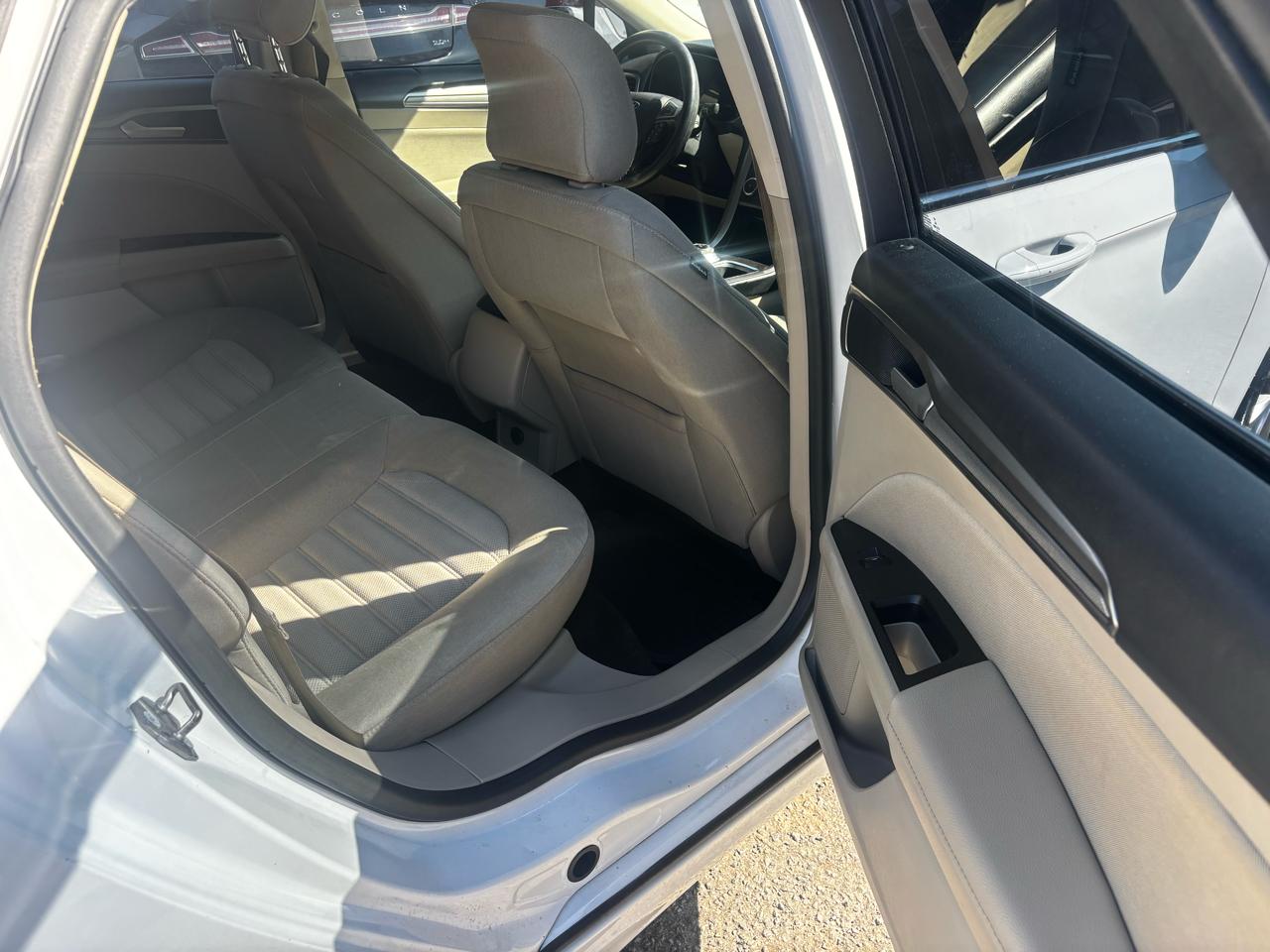 Ford Fusion SE 2017