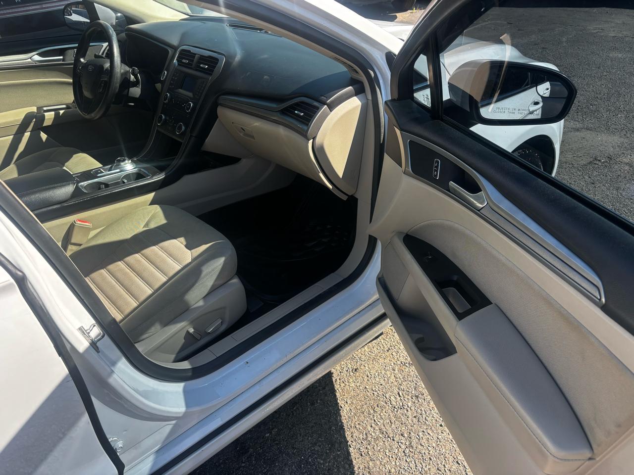 Ford Fusion SE 2017