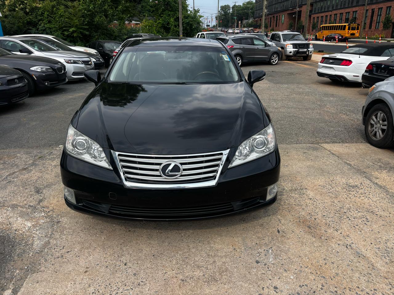 Lexus ES 350 Sedan 2011