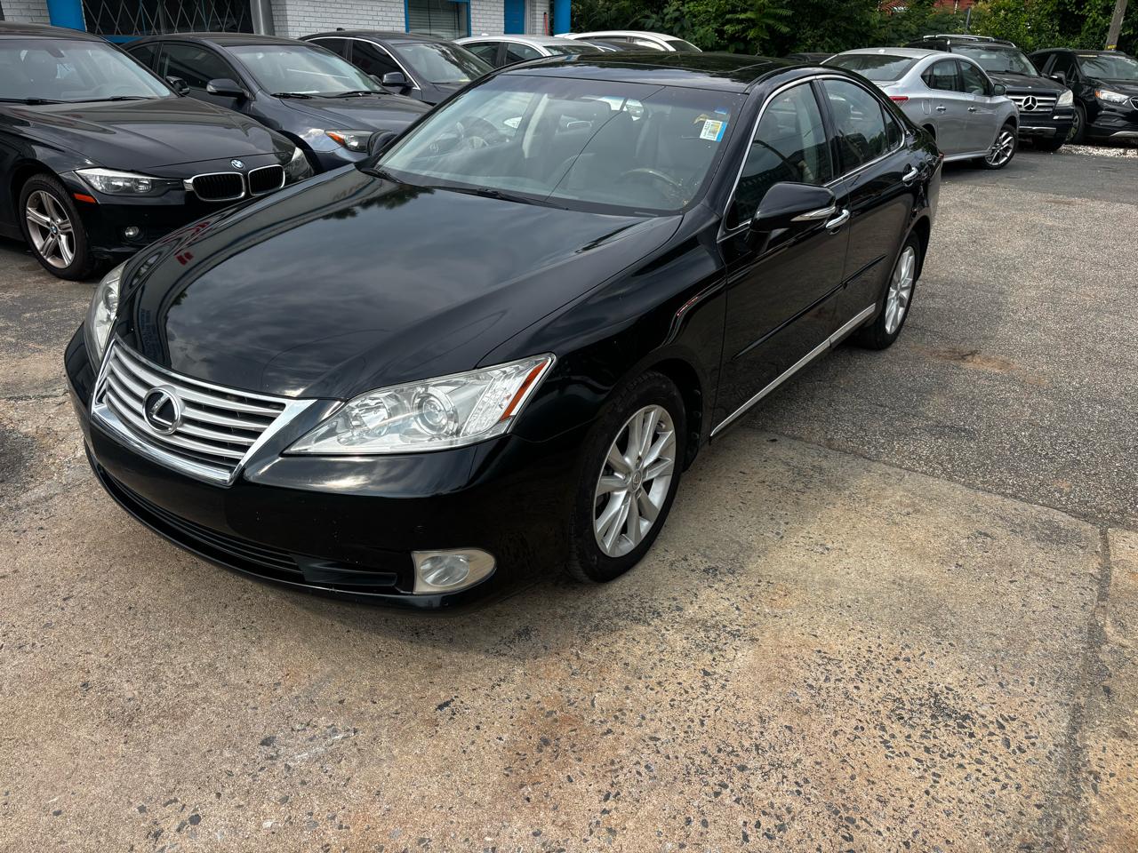 Lexus ES 350 Sedan 2011