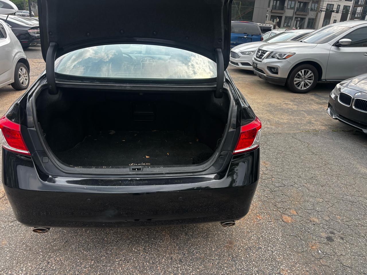 Lexus ES 350 Sedan 2011