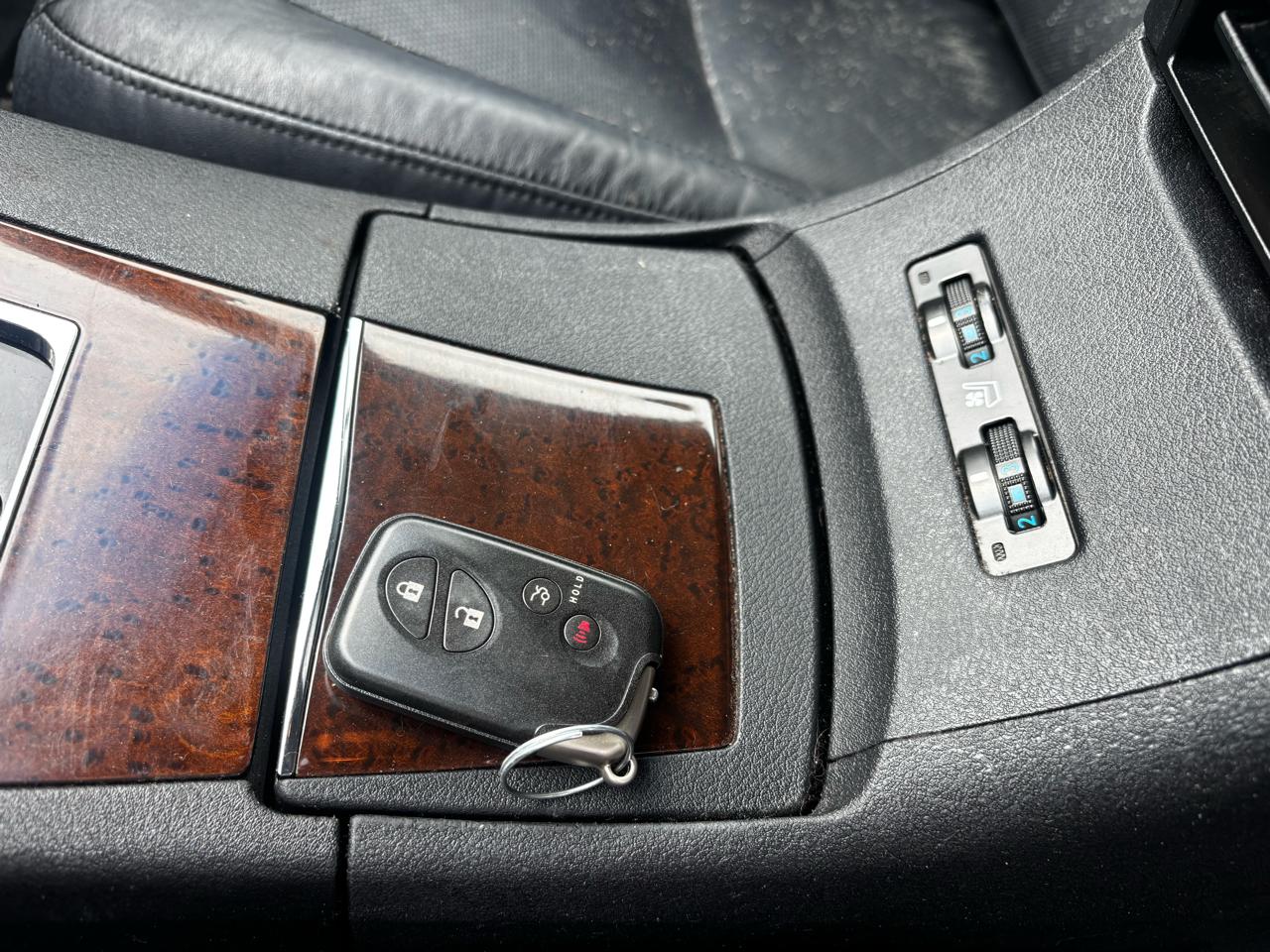 Lexus ES 350 Sedan 2011