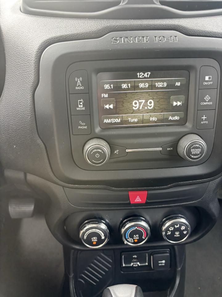 Jeep Renegade Latitude FWD 2017