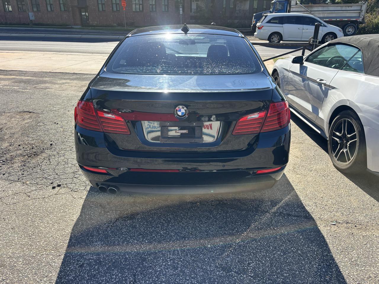 BMW 5-Series 528i xDrive 2016
